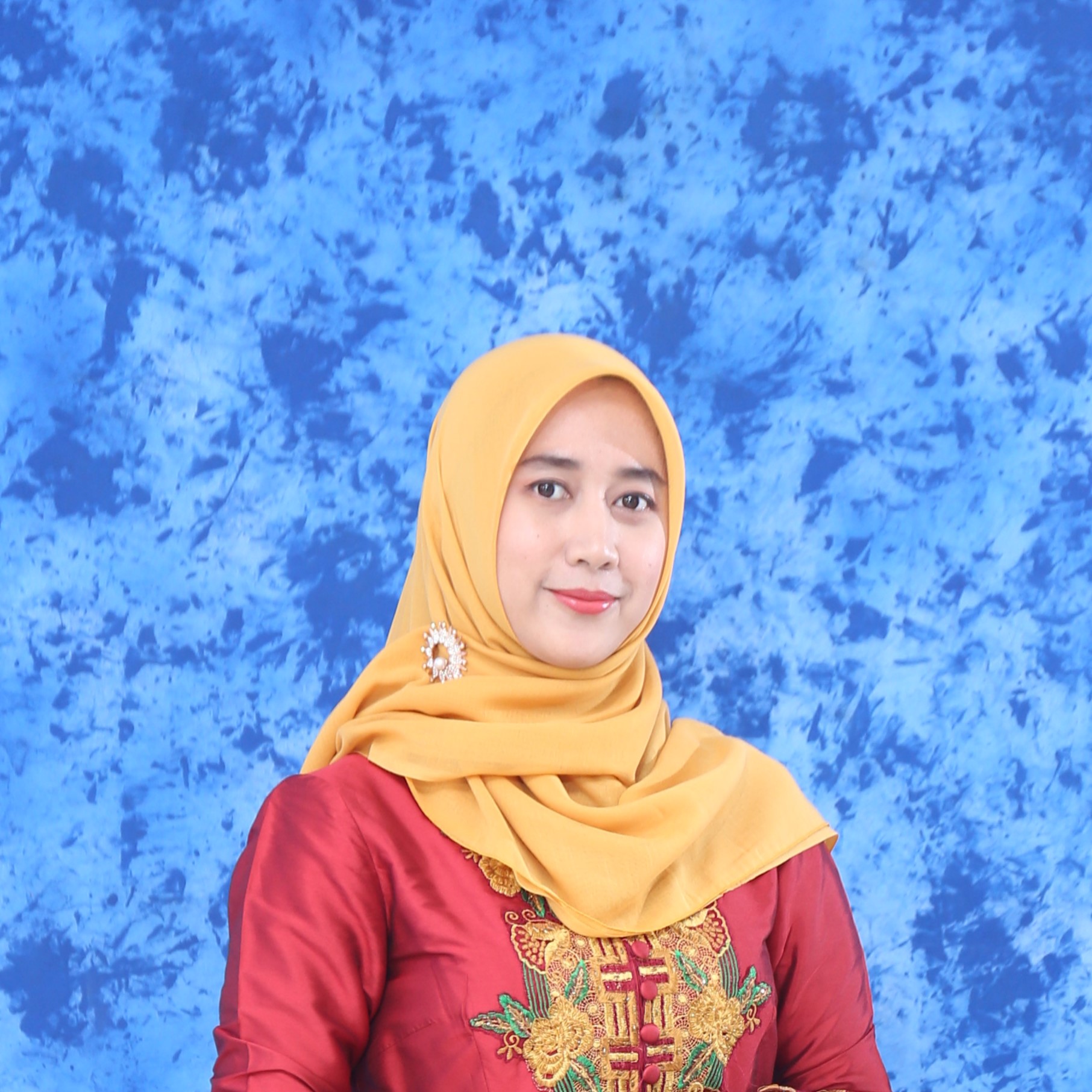 Raden Dewi Noviyanti, S.Pd.